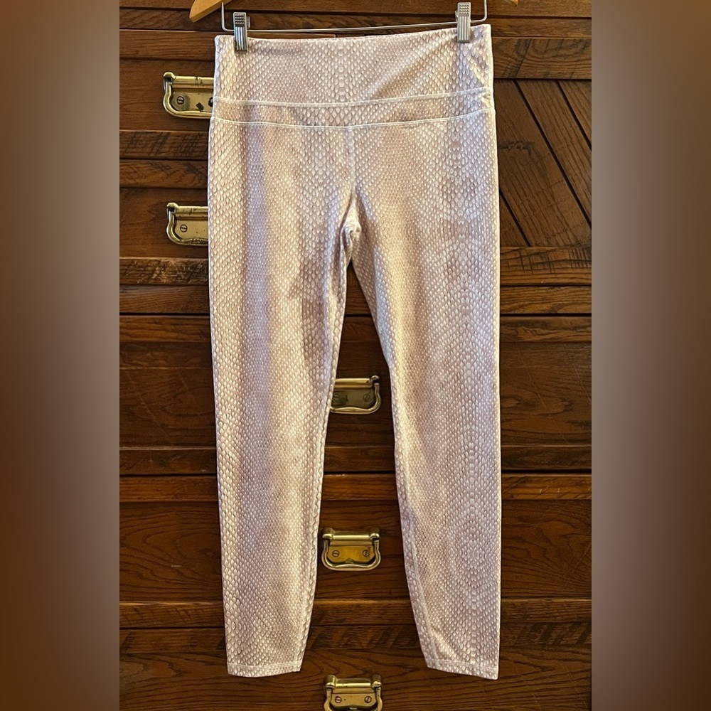 Varley Biona High Rise Legging size M EUC - Picture 4 of 11